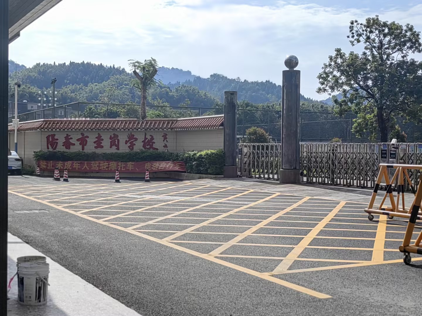阳春市圭岗学校使用虹华智慧校园门禁、消费